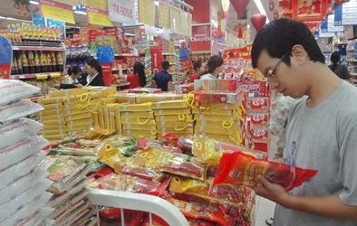 Đưa hàng vào siêu thị, doanh nghiệp phải “bôi trơn”