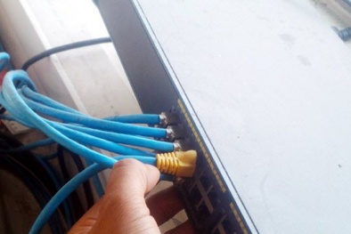 Phải khắc phục sự cố mất kết nối Internet băng rộng trong 36 giờ