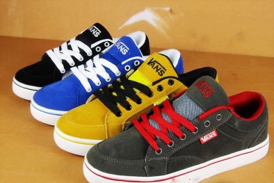 Cách phân biệt giày Vans thật giả