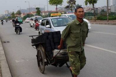 Vì sao kinh tế vẫn khó khăn nhưng thu ngân sách lại hơn năm ngoái?