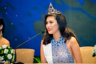 Hoa khôi Áo dài 2015 Lan Khuê: 'Siêu mẫu cũng có thể làm hoa hậu'