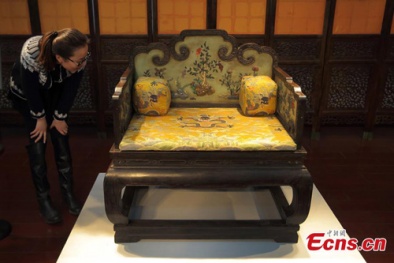 Ngai vàng vua Càn Long được bán đấu giá hàng trăm tỷ