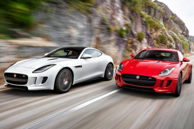 Siêu xe Porsche 911 đọ cá tính cùng Jaguar F-type