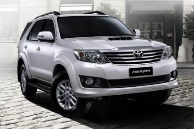 Toyota Innova và Toyota Fortuner cạnh tranh trong phân khúc xe gia đình