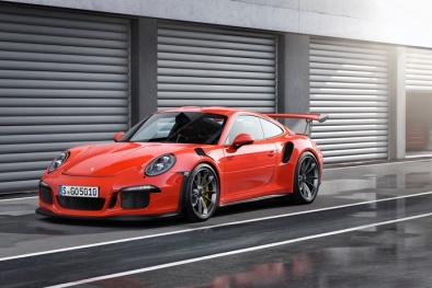 Siêu xe đường phố Porsche 911 GT3 RS có giá hơn 8 tỉ đồng ở Việt Nam