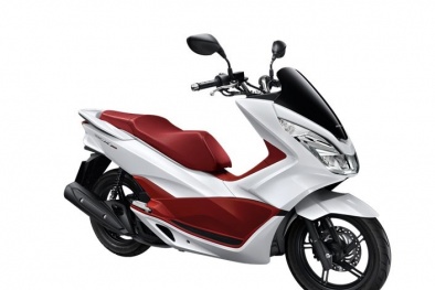 Honda bất ngờ tung PCX mới giá mềm cạnh tranh với Yamaha NMax