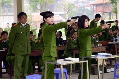 Kỳ thi THPT Quốc gia 2015: Xét tuyển các trường quân đội, công an như nào?