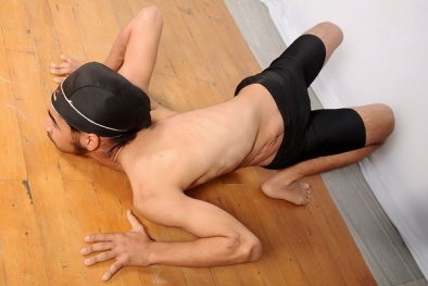 Khả năng uốn dẻo thần kì của 'cậu bé cao su' gốc Ấn