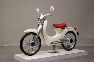 Huyền thoại Honda Super Cub phiên bản chạy điện chính thức lộ diện