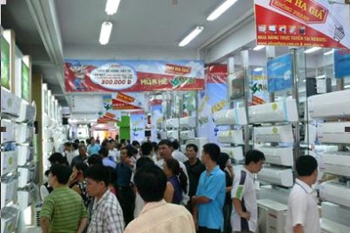 Nắng nóng liên tục: Điều hòa bán 'chạy như tôm tươi'