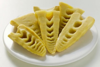 Những người nên tránh xa món măng