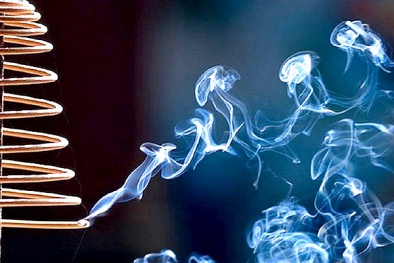 Khói hương gây ung thư vòm họng như thế nào?