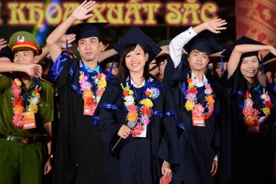 ‘Làm gì có chuyện Hà Nội trải thảm đỏ nhưng thủ khoa không về’