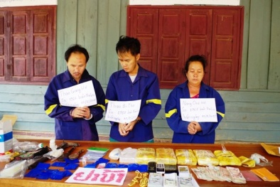 Bắt bốn nghi phạm tàng trữ hơn 39.400 viên ma túy tổng hợp