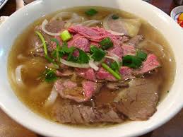 Ăn phở bò tái: Coi chừng sán lá gan 'đục khoét' nội tạng