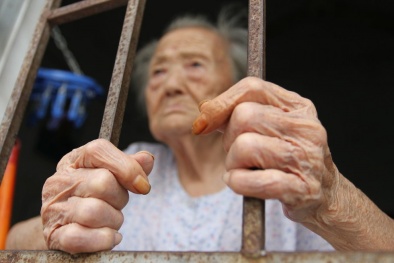 Thực hư việc mẹ VNAH 92 tuổi bị con trai ngược đãi, đánh đuổi khỏi nhà
