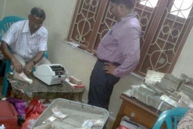 Kỹ sư Ấn Độ giấu 31 triệu USD trong nhà
