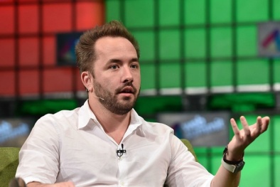 CEO Dropbox và cuộc đua chạy về... 0