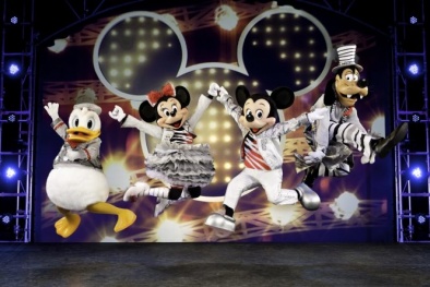 Chuột Mickey xuất hiện trong Disney live đến Việt Nam
