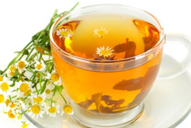 Trà hoa cúc mật ong xua tan căng thẳng