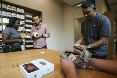 iPhone 6s và 6s Plus bắt đầu tăng giá