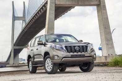 Toyota Land Cruiser Prado 2015 chính thức ra mắt tại Việt Nam