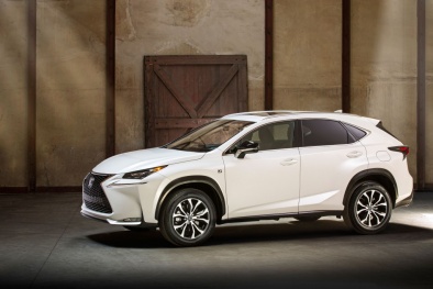Toyota Highlander và Lexus RX 350 - mẫu xe SUV mạnh mẽ cho gia đình
