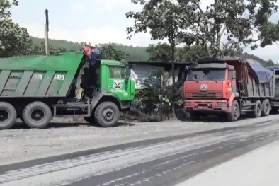 Quảng Ninh: Xe quá tải “lộng hành” tại thành phố Uông Bí là của ai?
