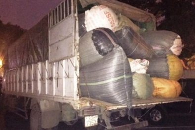 ‘Bắt quả tang’ 4 tấn nguyên liệu thuốc bắc, thuốc nam nhập lậu
