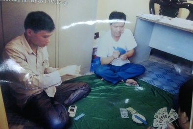 Phó Bí thư Đảng ủy và Phó Chủ tịch HĐND xã đối đầu nhau trên chiếu bạc