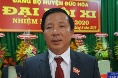 Long An: Kẻ lạ mang theo súng đột nhập nhà riêng, tấn công Bí thư huyện ủy