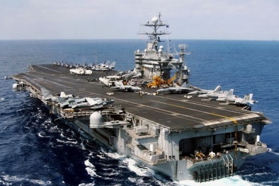 Tàu sân bay Mỹ suýt ‘gặp Long vương’ vì tên lửa Iran