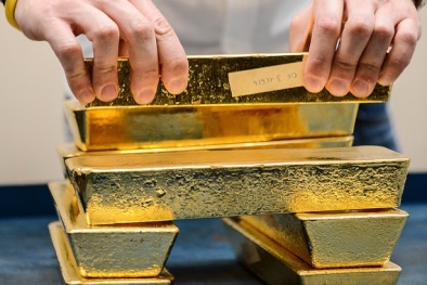 Giá vàng hôm nay 8/1/2016 bất ngờ vượt ngưỡng 1.100 USD