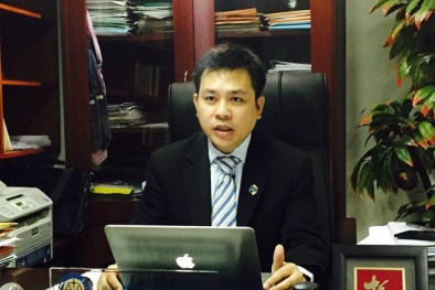 Nếu người dân đang ghi hình CSGT mà bị 'trưng dụng điện thoại' thì sao?