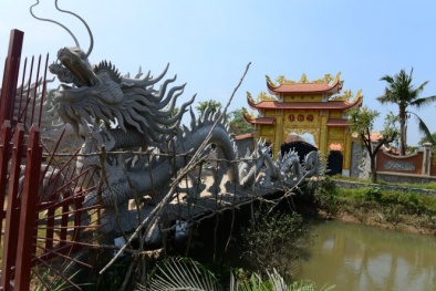 Nhà thờ Tổ của NSƯT Hoài Linh đã bị ‘niêm phong’