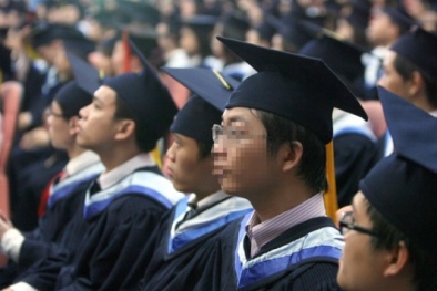 Sinh viên ra trường làm ‘thằng ăn bám’: Đã kém cỏi thì đừng trách ai!