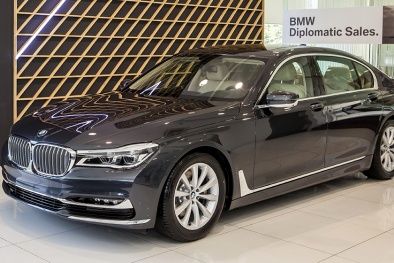 BMW 730Li chính hãng về Việt Nam với giá 4,1 tỉ đồng