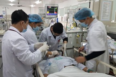 Sẽ ghi nhãn cảnh báo tác hại cho sức khỏe trên chai rượu
