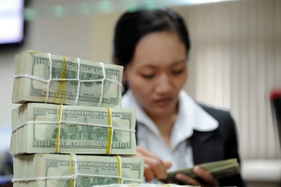 Người Việt gửi bao nhiêu tiền ở nước ngoài?