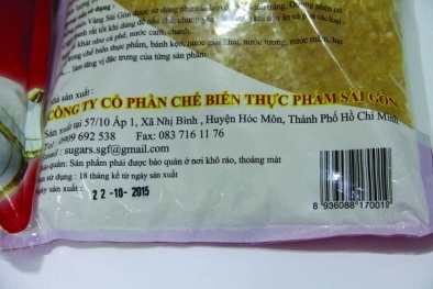 Kinh hoàng... đường phèn nhuộm màu!