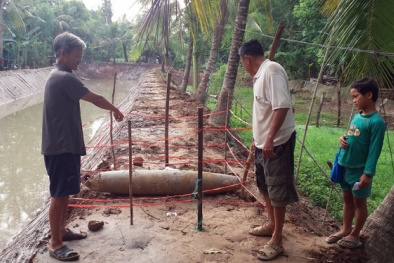 Quả bom Đồng Tháp vẫn ‘nhởn nhơ’ trong khu dân cư