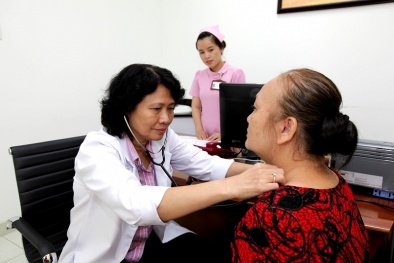 PKĐK An Khang khám bệnh miễn phí nhân kỷ niệm 10 năm thành lập