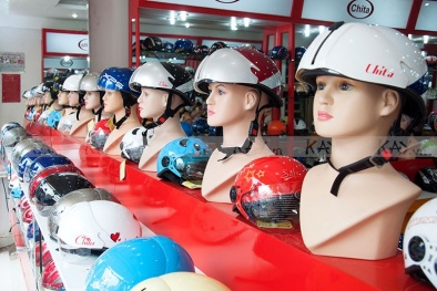 Những lời 'gan ruột' của doanh nghiệp chân chính sản xuất mũ bảo hiểm.