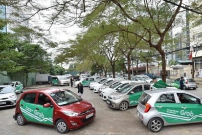 Tăng giá mạnh dù giá xăng giảm, taxi giá rẻ liệu còn hấp dẫn khách hàng?