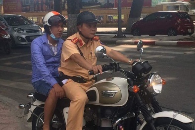 Nhiều xe phân khối lớn bị cảnh sát lật tẩy khi lưu thông trên phố