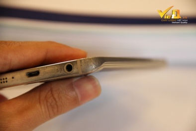 Bảo hành như vậy còn ai muốn mua điện thoại Samsung đây?