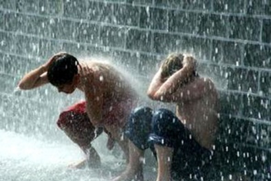 Tin mới nhất: Bão nhằm hướng Quảng Ninh-Hải Phòng, sẽ có mưa to với gió mạnh