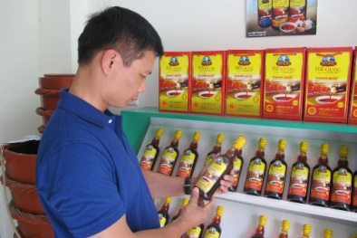 Nước mắm Phú Quốc, mì gói Việt mang danh 'made in Thailand'