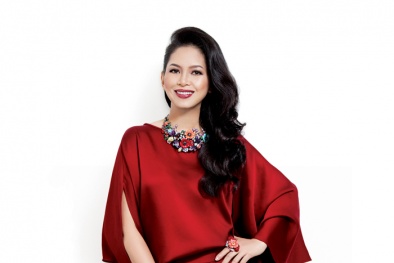Mẹ chồng Hà Tăng: Nữ đại gia quyền lực của đế chế hàng hiệu 'khủng' bậc nhất VN