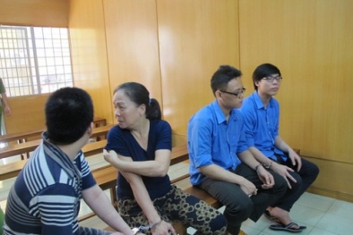 'Cậu ấm' rủ bạn về nhà trộm két sắt tiền tỷ của bố mẹ